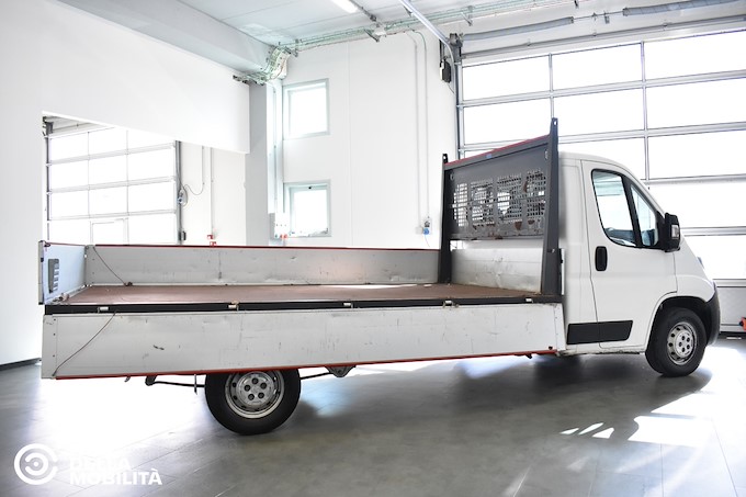 PEUGEOT Boxer 335 2.2 BlueHDi 165 S&S PLM Cassonato Acciaio
